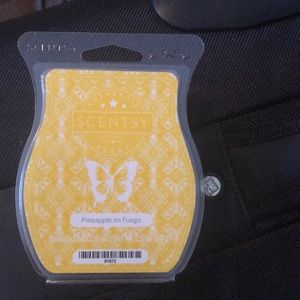 Summer collection pineapple en fuego